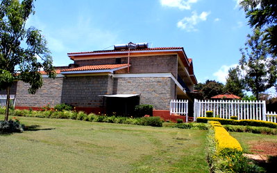 Half Acre Garden Home for KSh 300K