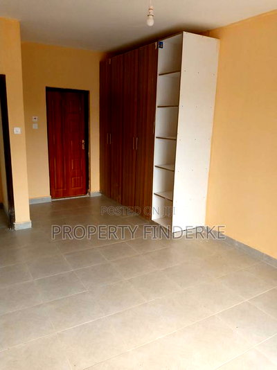 3bdrm Bungalow in Kitengela for sale - Image 6