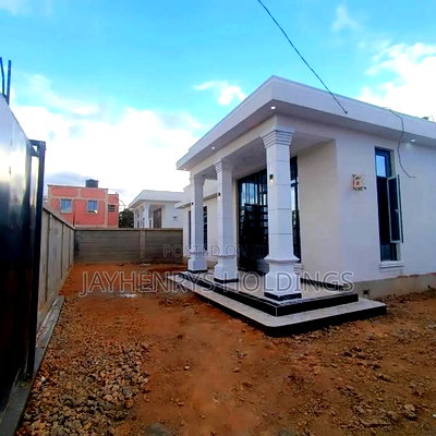 4bdrm Bungalow in Mugutha, Ruiru for sale - Image 2