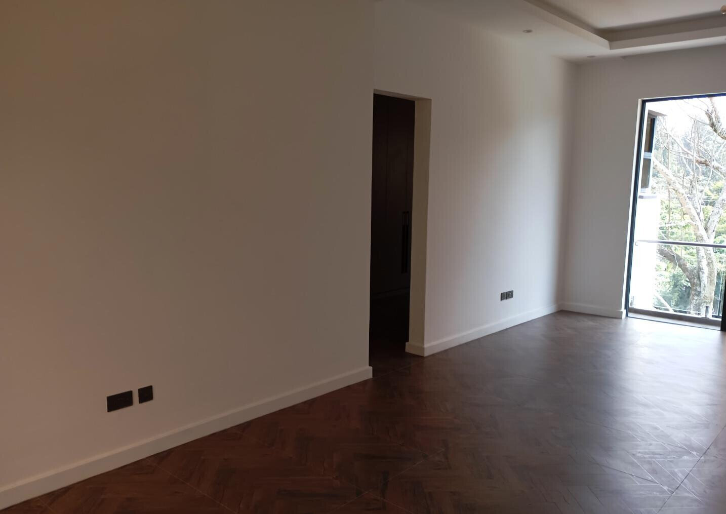 5-Ensuite Townhouse with Rooftop Terrace & Solar - Lavington