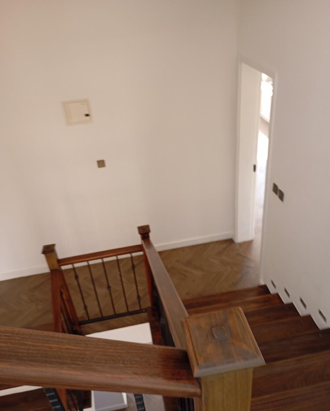 5-Ensuite Townhouse with Rooftop Terrace & Solar - Lavington