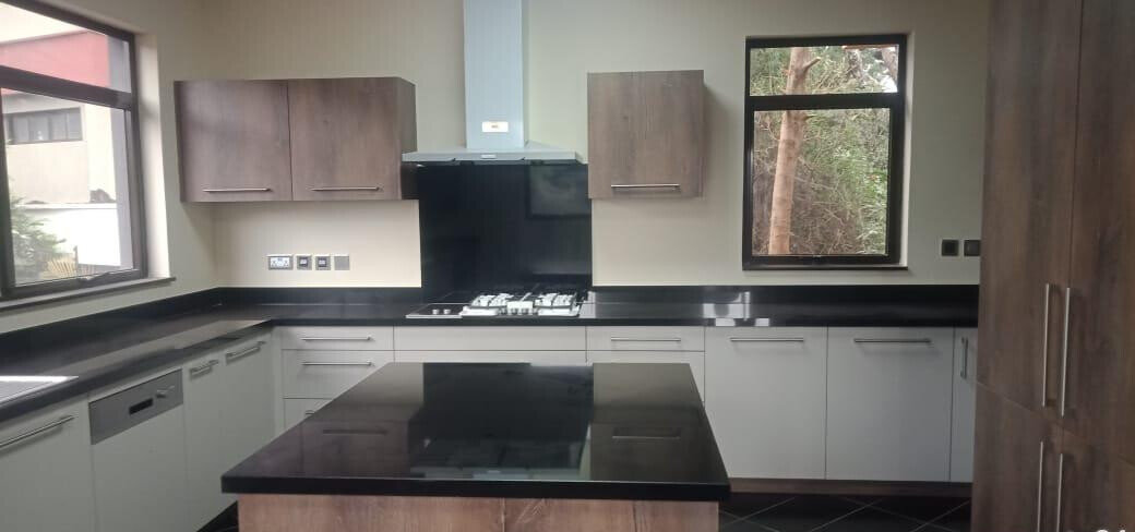 5-Ensuite Townhouse with Study & DSQ in Exclusive 3-Unit Compound - Lavington