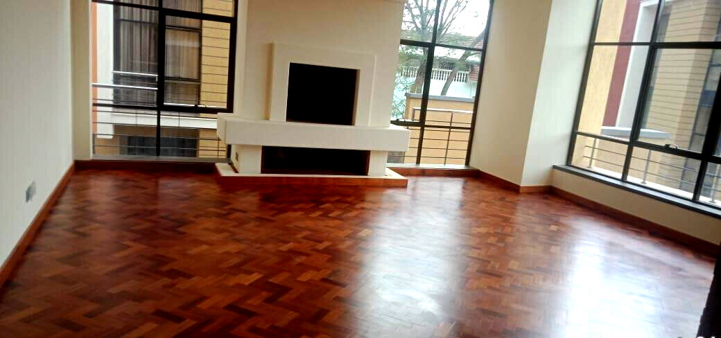 5-Ensuite Townhouse with Study & DSQ in Exclusive 3-Unit Compound - Lavington