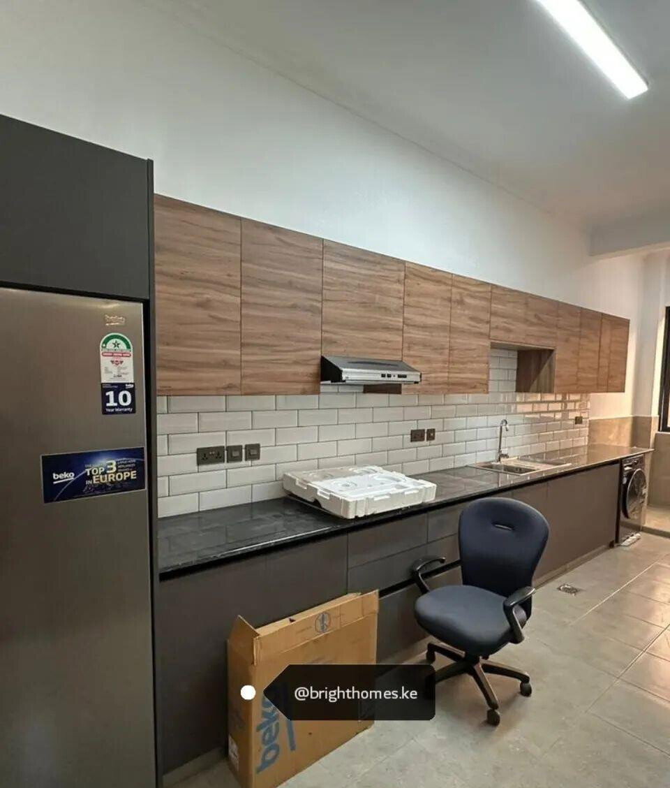 Newly Built 4-Ensuite Townhouse with Generator & Solar - Lavington