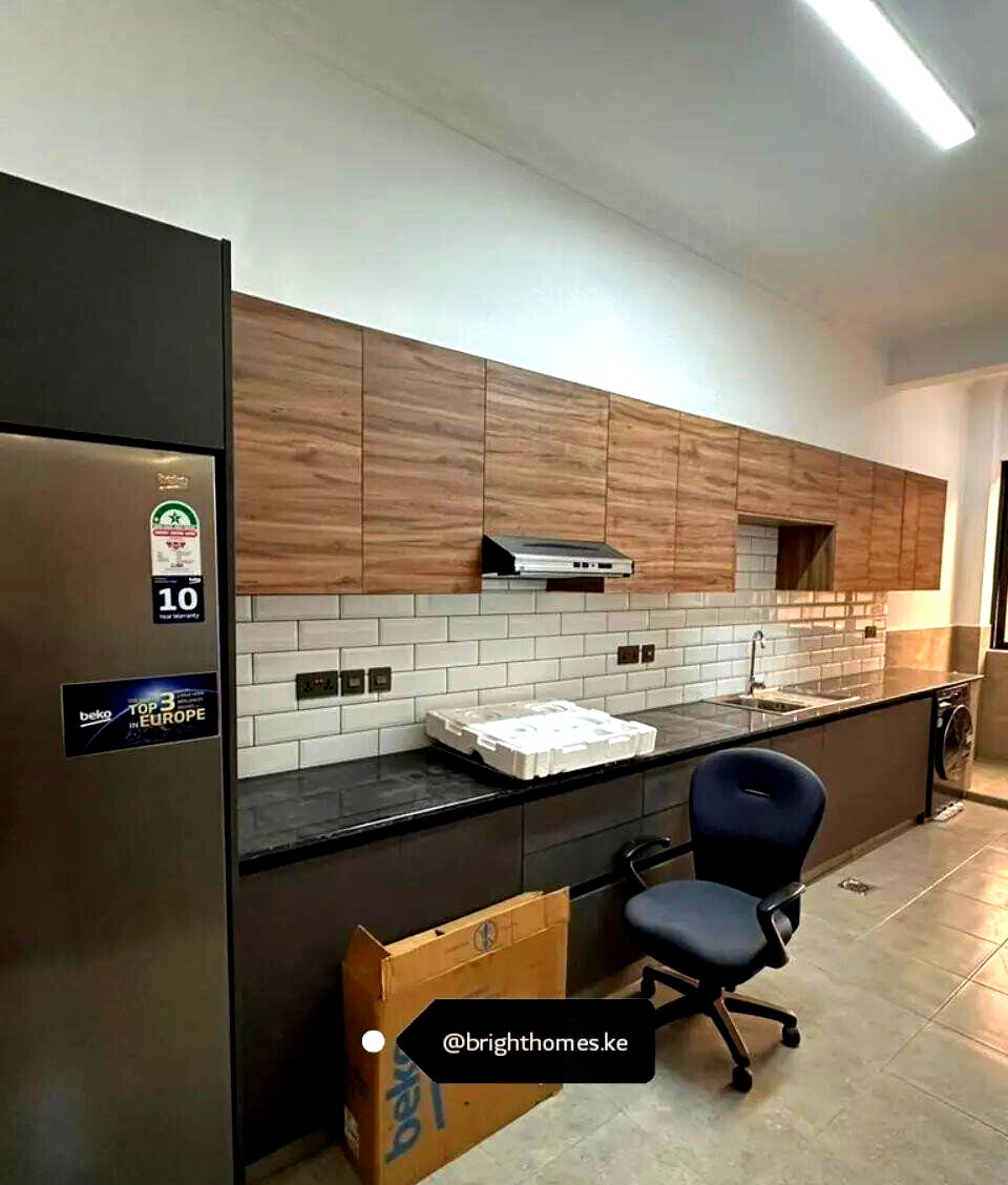 Newly Built 4-Ensuite Townhouse with Generator & Solar - Lavington