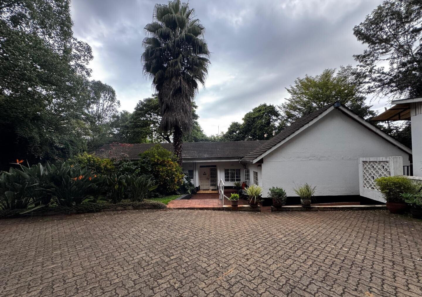 Half Acre Spring Valley Plot for KSh 100M