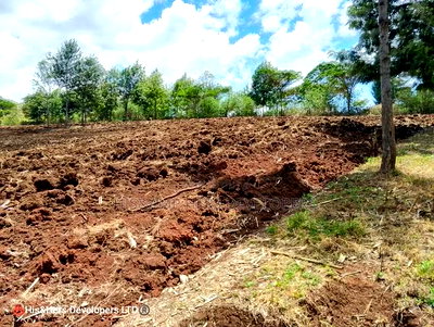 900 Acres Quick Sale in Kitale Ready Title Deed - Image 1