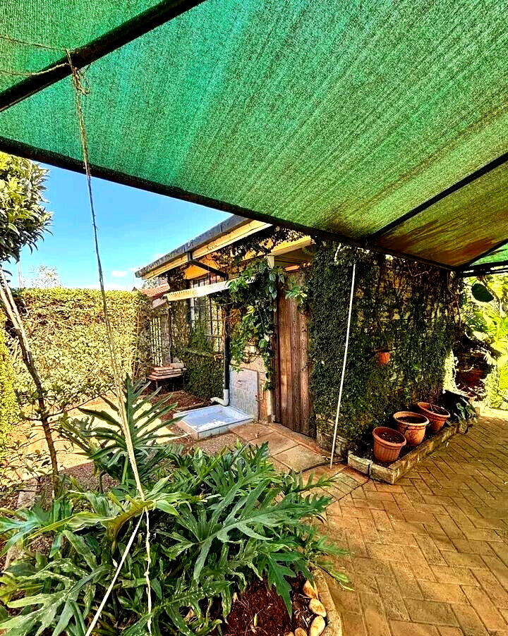 4BR Townhouse with Sunken Living Room & DSQ - Loresho
