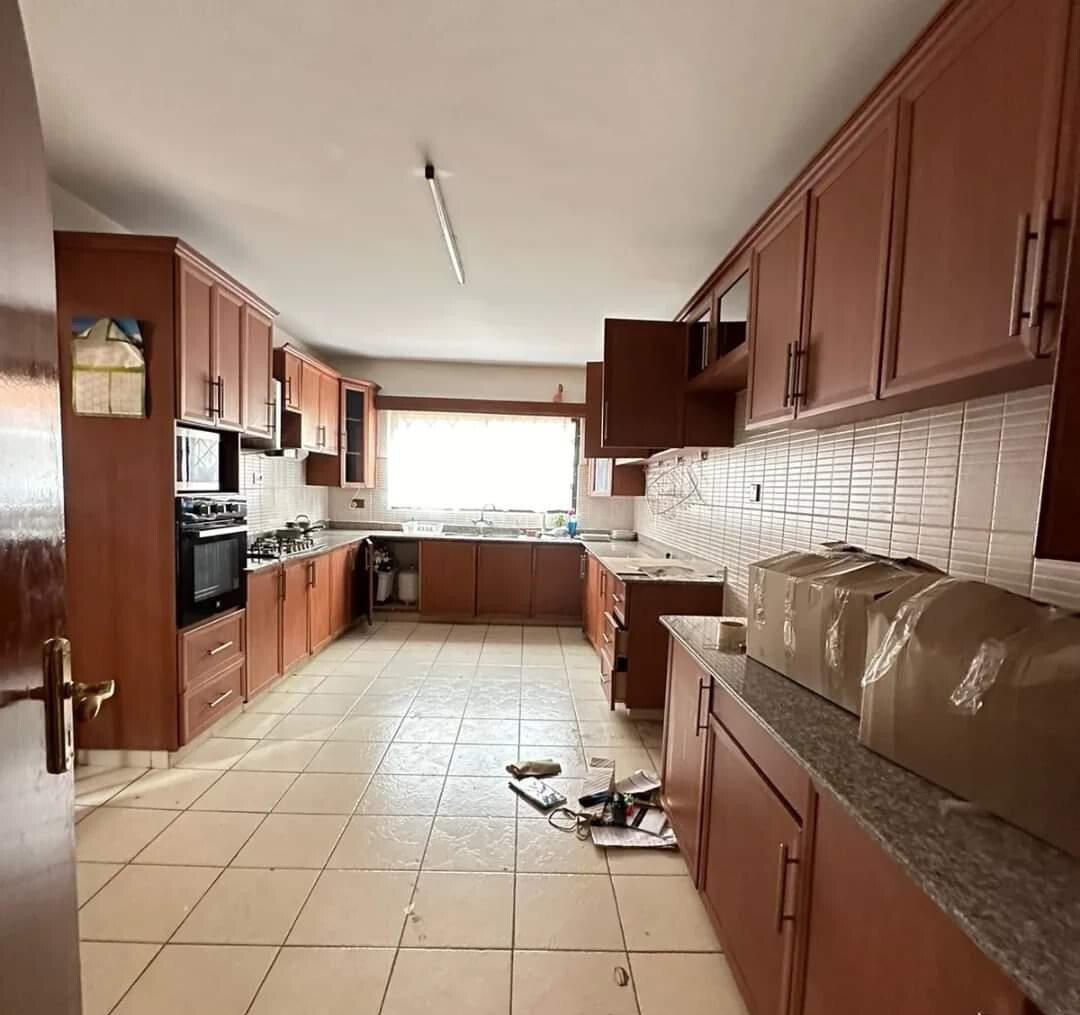 Pet-Friendly 5-Ensuite Townhouse with DSQ in Lavington Gated Community