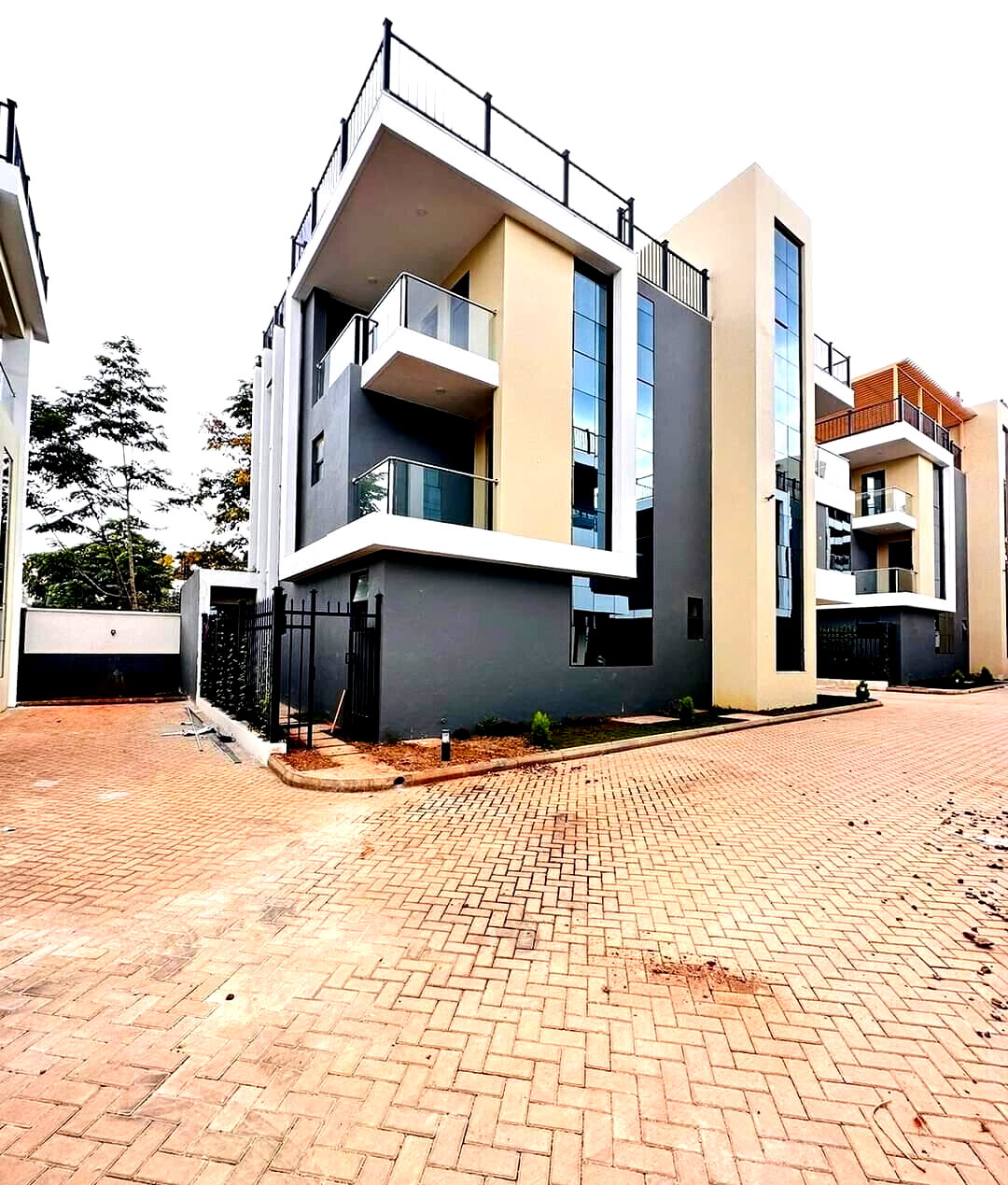 New 4-Bed Townhouse Plus DSQ in Gated Community - Lavington