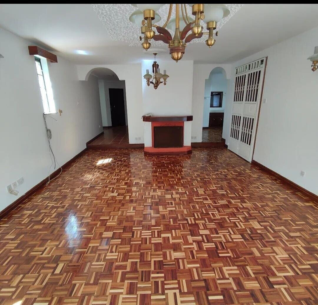 4-Bed Townhouse with Fireplace & Staff Quarters - Lavington