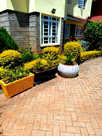 Furnished 2bdrm House in Runda for rent - Image 14