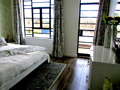 4bdrm Townhouse/Terrace in South C for sale - Image 11