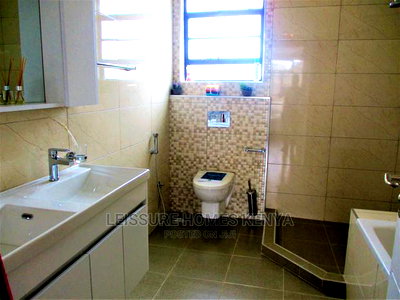 4bdrm Townhouse/Terrace in South C for sale - Image 14