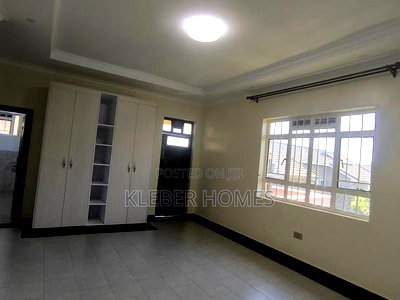 4bdrm Mansion in Ruiru for sale - Image 11