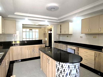 4bdrm Mansion in Ruiru for sale - Image 2
