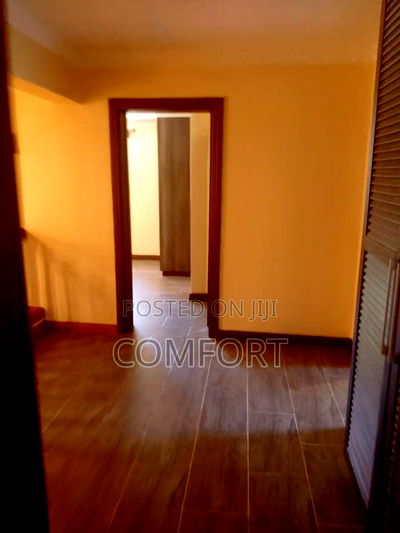 6bdrm Townhouse / Terrace in Lavington Green for rent - Image 9