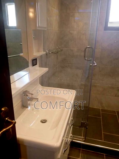 6bdrm Townhouse / Terrace in Lavington Green for rent - Image 12