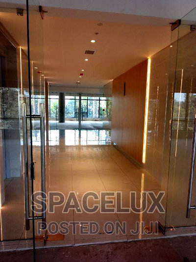 Riverside 5000sqft Classic Space - Image 5