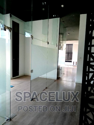 Riverside 5000sqft Classic Space - Image 6