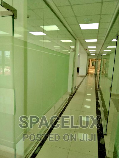 Riverside 5000sqft Classic Space - Image 2