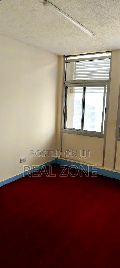 Office to Let in Nairobi Town - Image 4