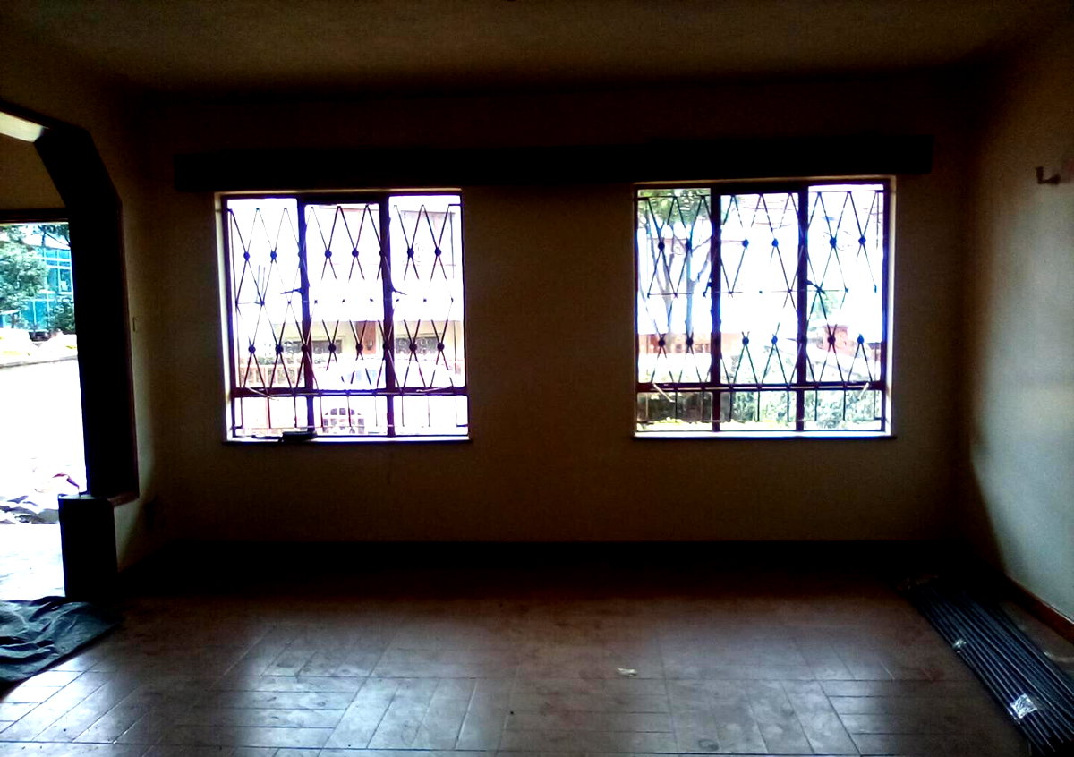 4-Bed Townhouse with Pool & Staff Quarters - Westlands