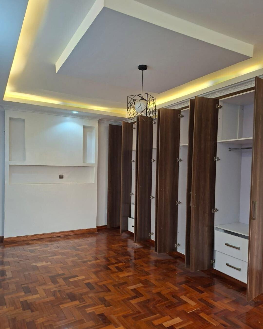 7BR Muthaiga Home with Garden