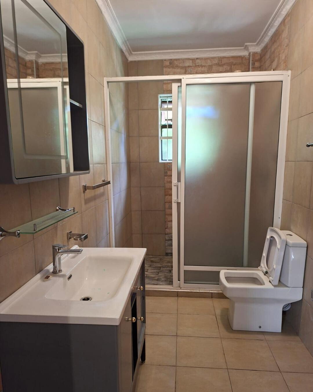 7BR Muthaiga Home with Garden