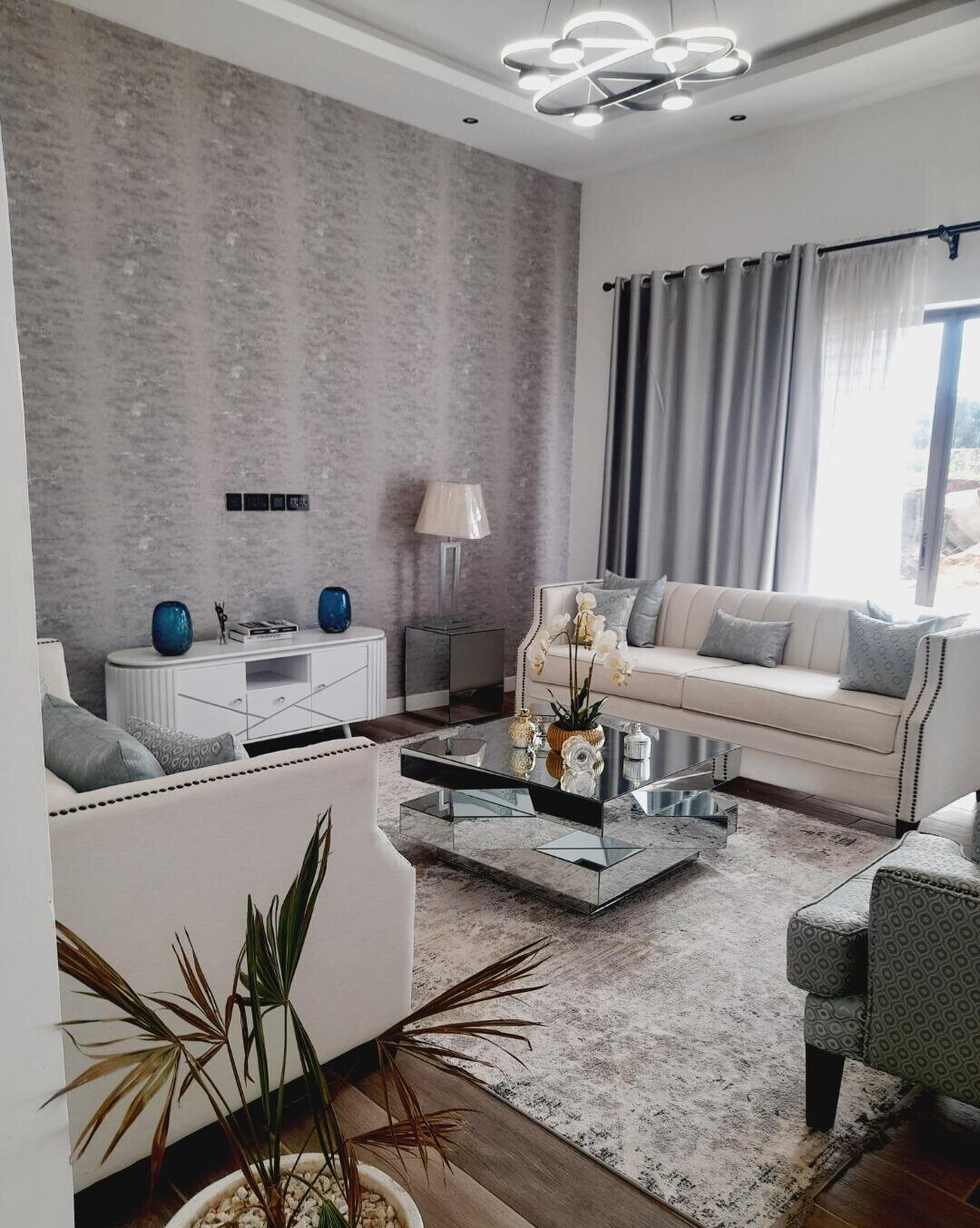6BR Townhouse with DSQ & Clubhouse Access - South C