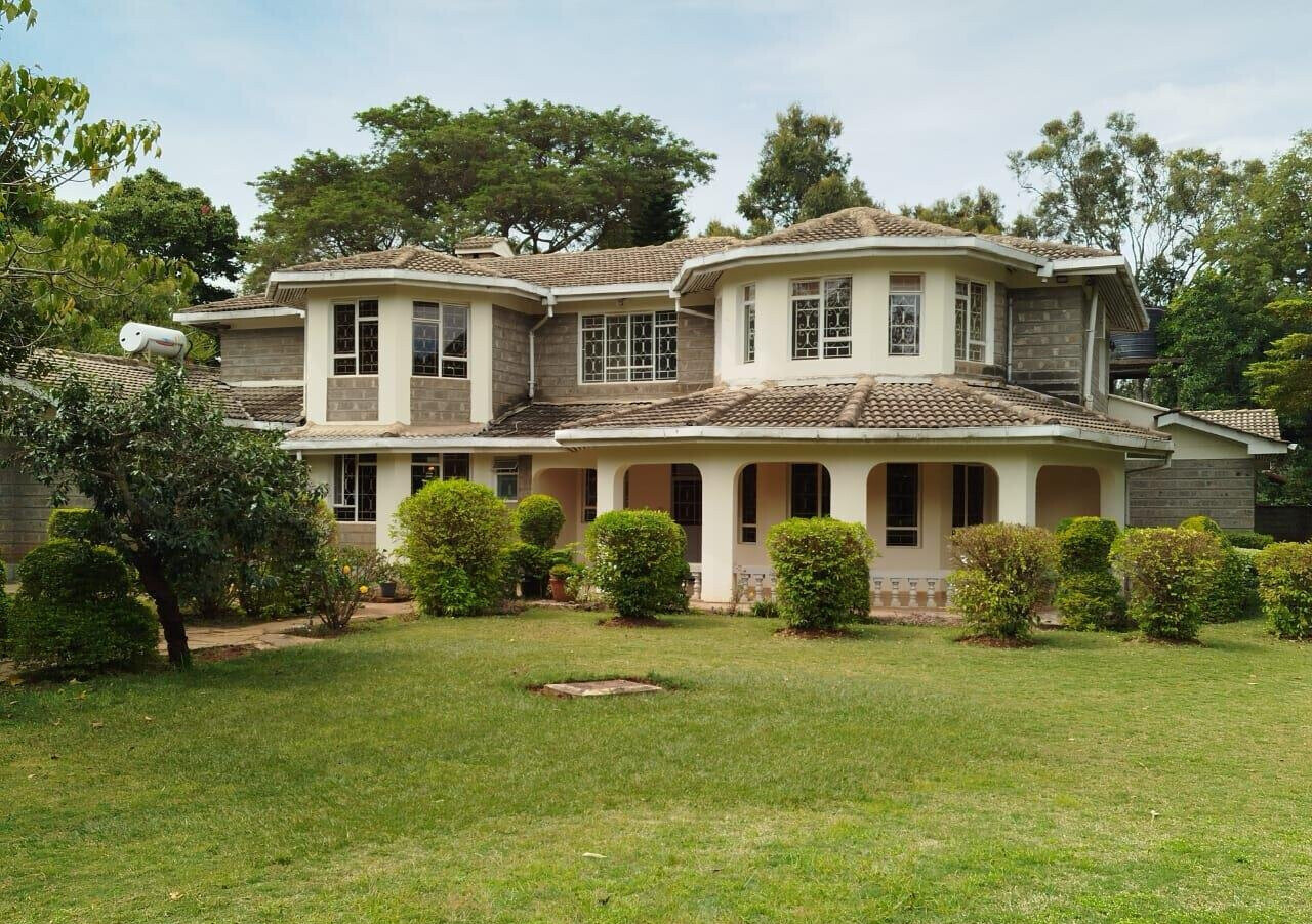 Half Acre 5BR Garden Home at KSh 350K