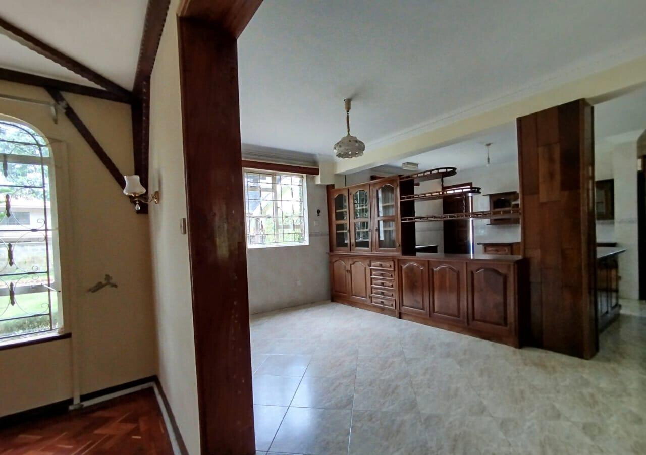 Half Acre 5BR Garden Home at KSh 350K