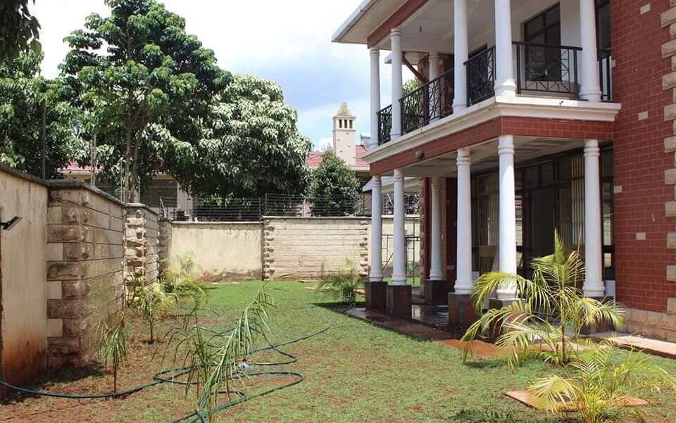 6-Bedroom Private Retreat with Clubhouse & Pool – Karen Hardy