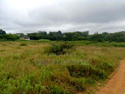 8.5 Acres Karen - Image 7