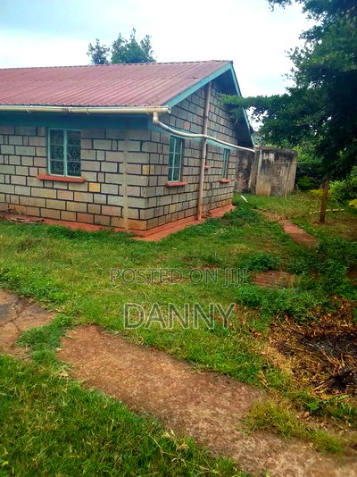 4bdrm Bungalow in Kerugoya for sale - Image 1