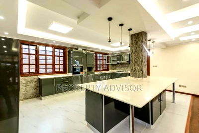 9bdrm Mansion in Ridgeways Gardens for sale - Image 7