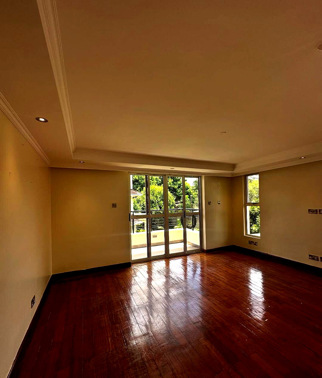 5-Ensuite Townhouse with Gym, Jacuzzi & Kitchen Garden - Lavington
