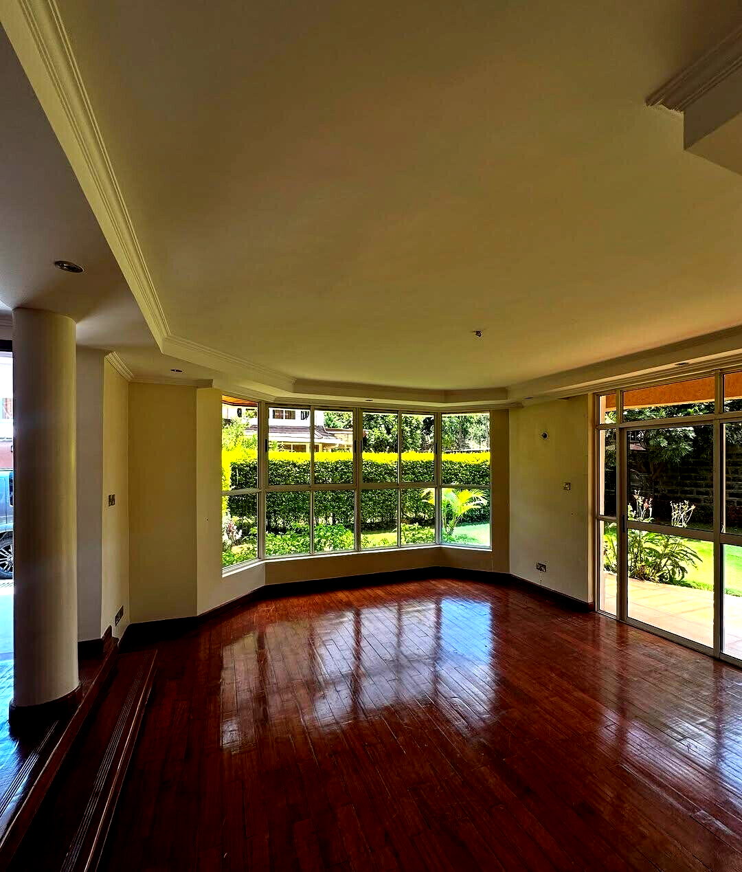 5-Ensuite Townhouse with Gym, Jacuzzi & Kitchen Garden - Lavington