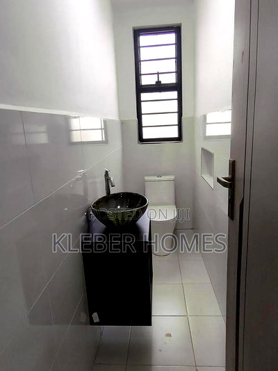 5bdrm Townhouse/Terrace in Ruiru for sale - Image 10