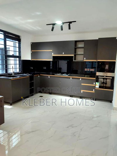 5bdrm Townhouse/Terrace in Ruiru for sale - Image 4