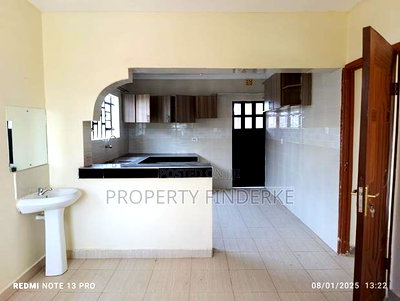 3bdrm Bungalow in Kitengela for sale - Image 10