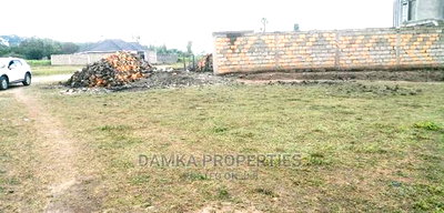 1/4 Acre Plot for Sale 800mts From Tarmac at Shiners Boys. - Image 2