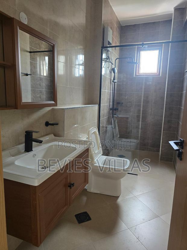 3bdrm Apartment in Parklands for rent