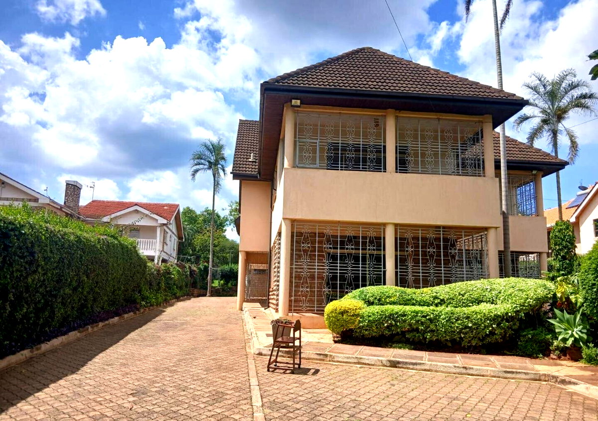 Half Acre 5BR Haven at KSh 350K
