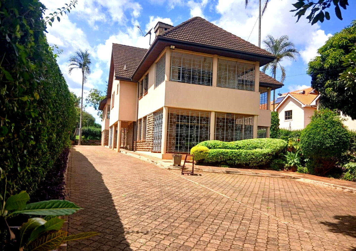 Half Acre 5BR Haven at KSh 350K