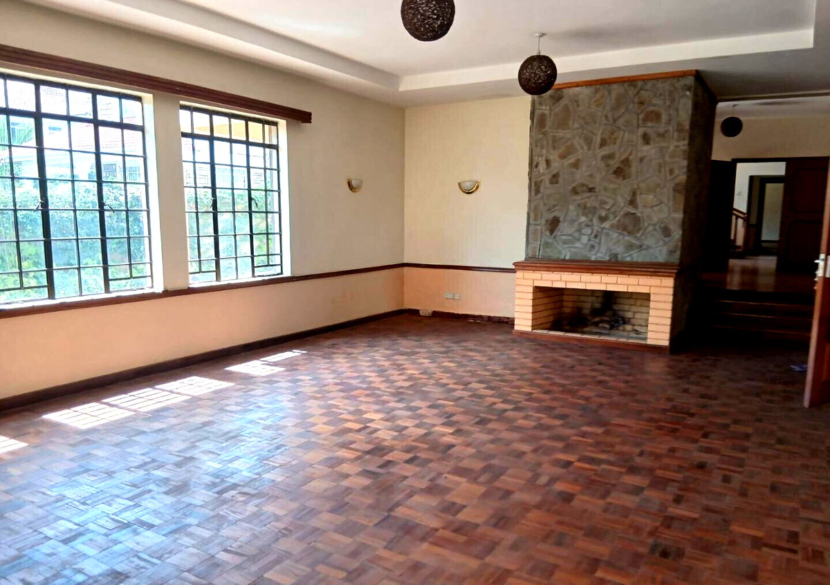 Half Acre 5BR Haven at KSh 350K