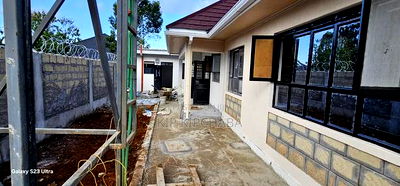 3bdrm Bungalow in Elgonview for sale - Image 15