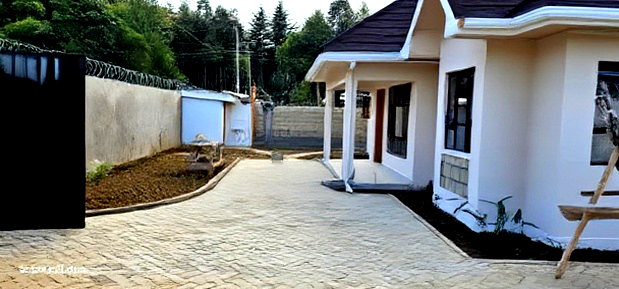 3bdrm Bungalow in Elgonview for sale
