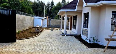 3bdrm Bungalow in Elgonview for sale - Image 4