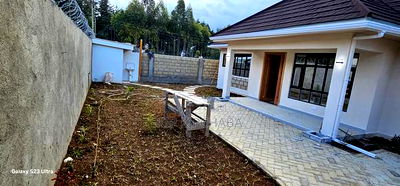 3bdrm Bungalow in Elgonview for sale - Image 20